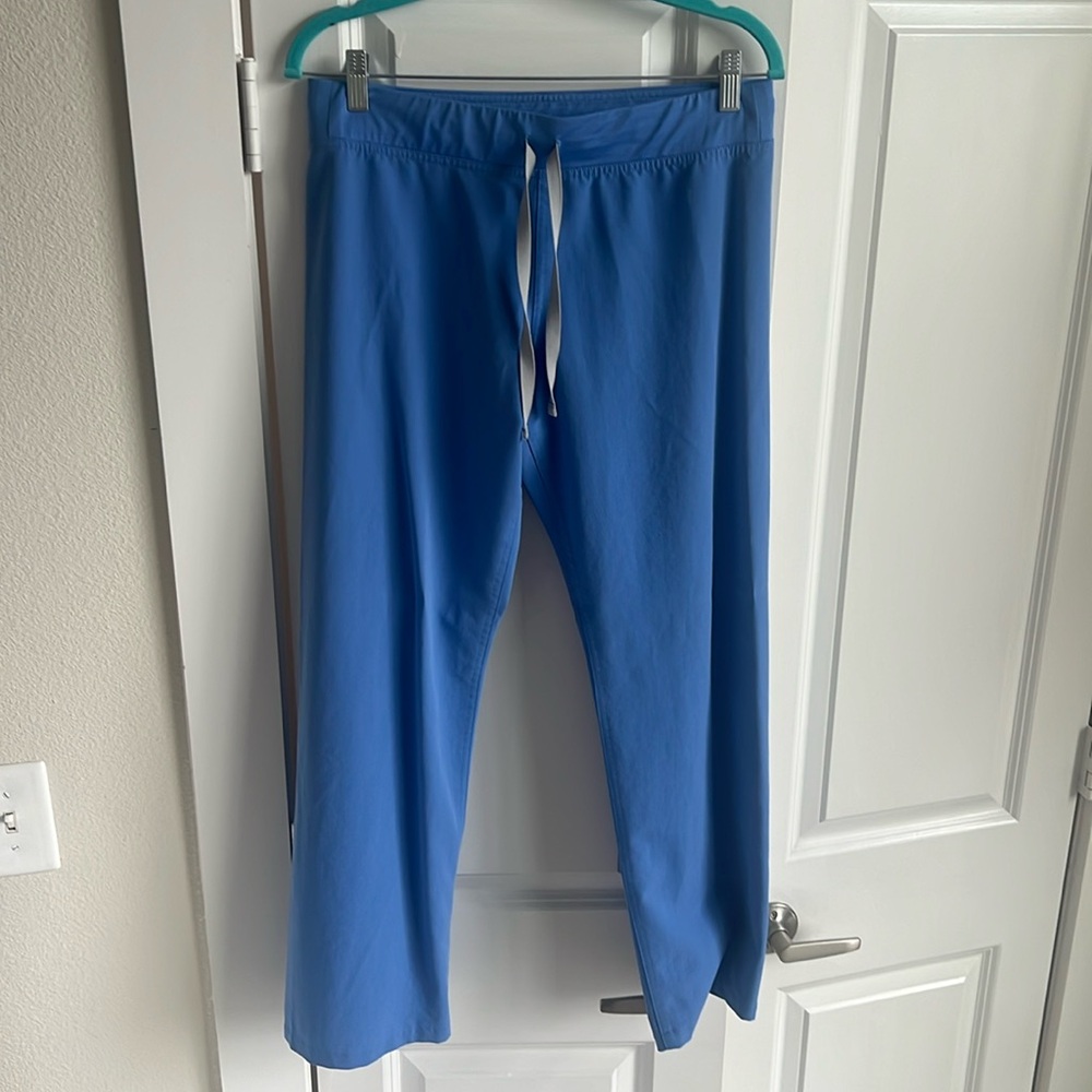 Figs Livingston Scrub Ceil Blue Bottoms